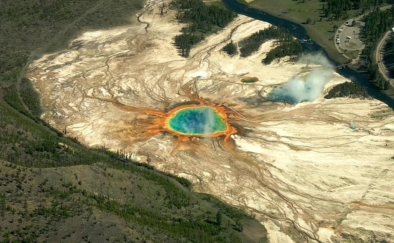 黄石公园火山最新消息,黄石公园火山最新消息，监测与预测的最新进展